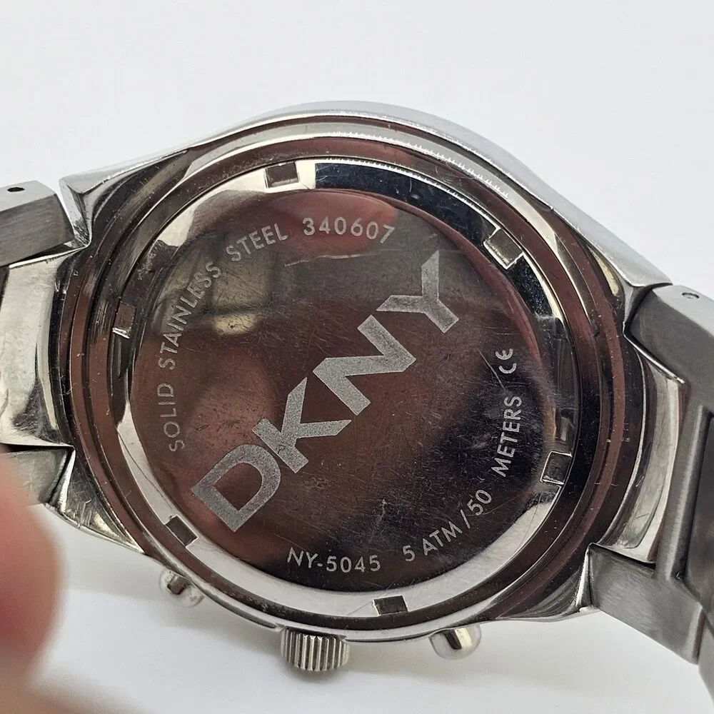 DKNY Men's Watch 38MM Gray Dial Date Gray Bracelet‎ Band 6